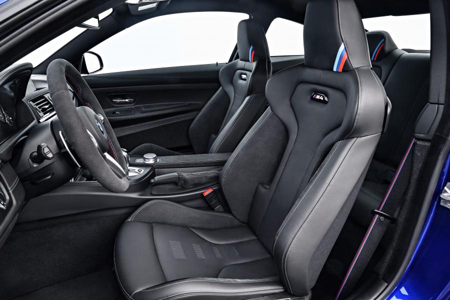 Интерьер BMW M4 CS (F82) 2017 года  (WW) (фото 49 из 57)
